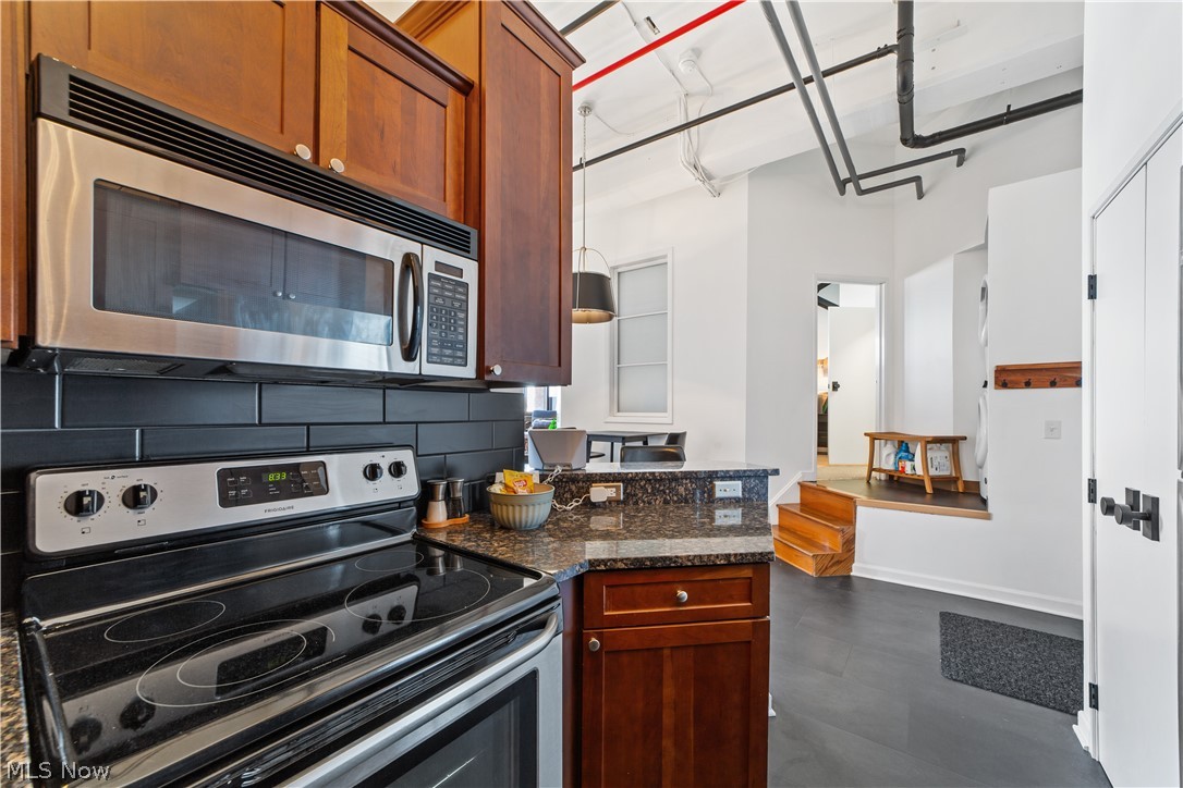 1133 W 9th Street Cleveland OH 44113
