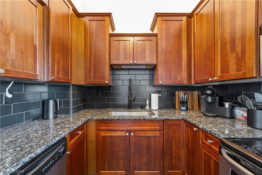1133 W 9th Street Cleveland OH 44113