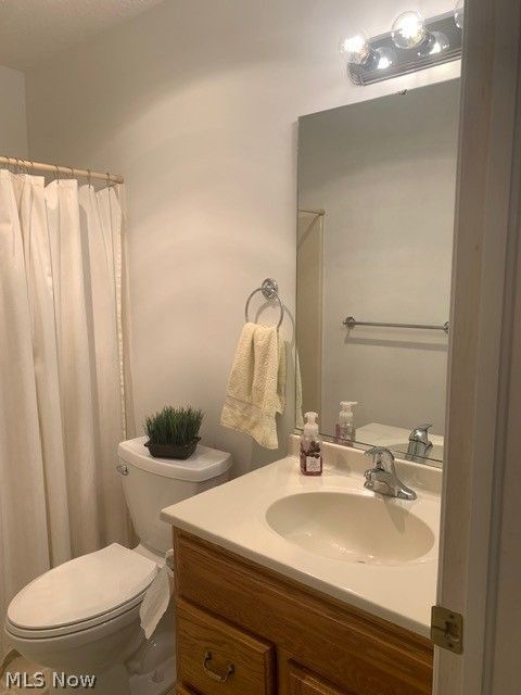 4050 Woodlands Drive Vermilion OH 44089