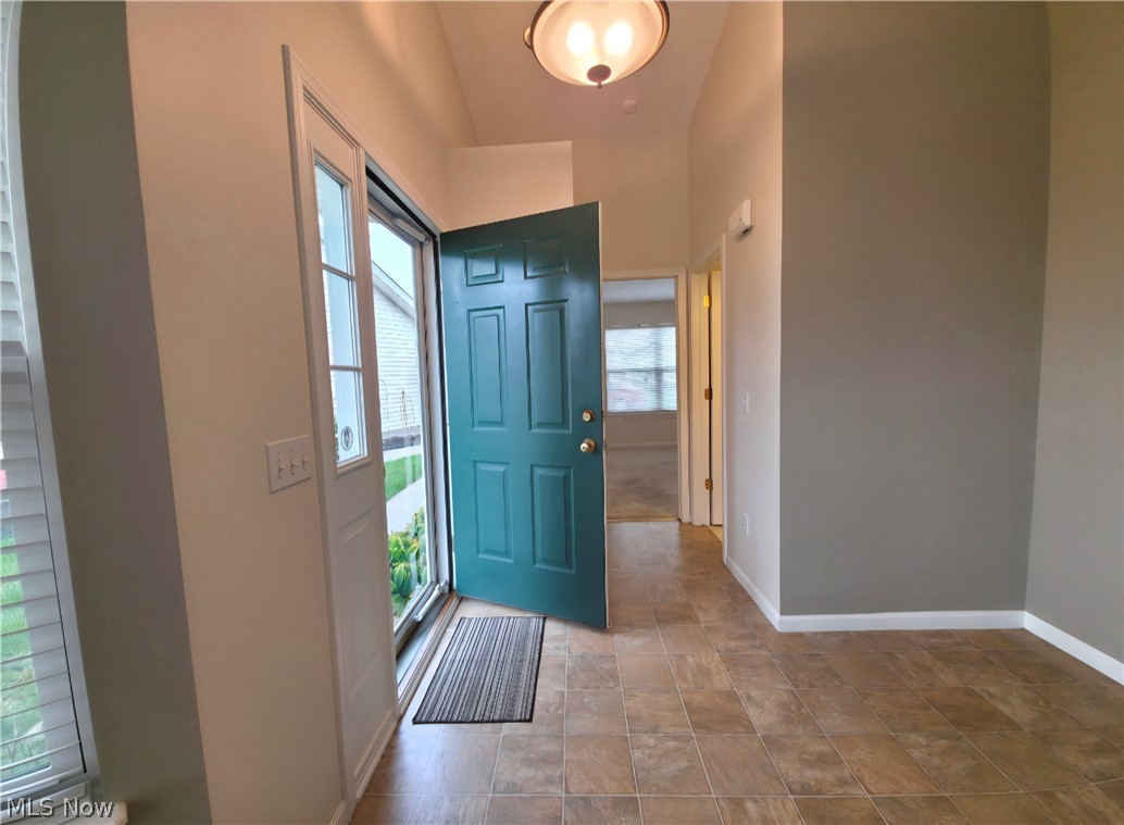 1192 Chaucer Circle Akron OH 44312