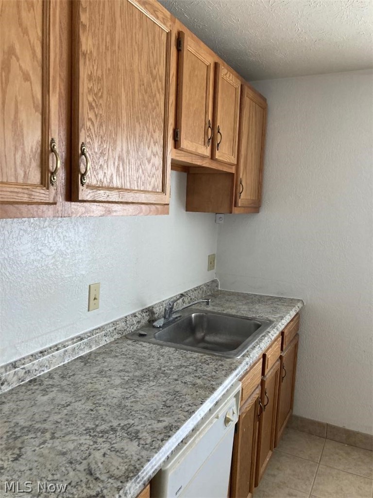 4871 Banbury Court Warrensville Heights OH 44128