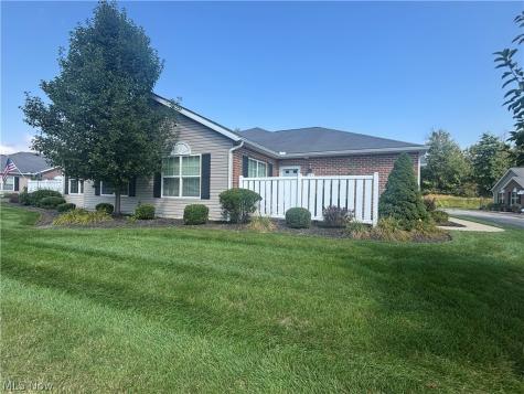 177 Woodbury Glen Street Hartville OH 44632