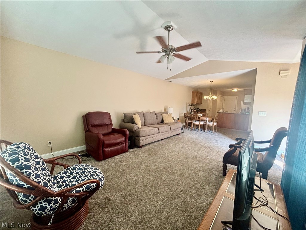 177 Woodbury Glen Street Hartville OH 44632