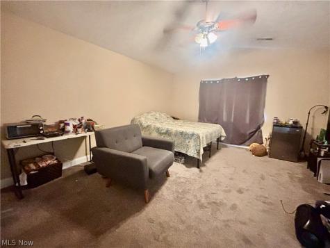 177 Woodbury Glen Street Hartville OH 44632
