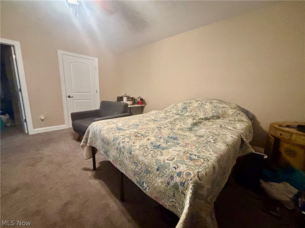 177 Woodbury Glen Street Hartville OH 44632