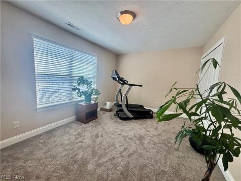 177 Woodbury Glen Street Hartville OH 44632