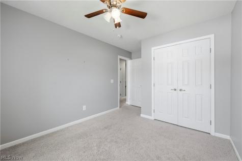 126 River Rock Way Berea OH 44017