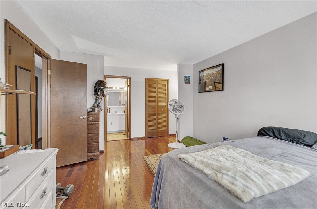 1689 Walnut Lane Rocky River OH 44116