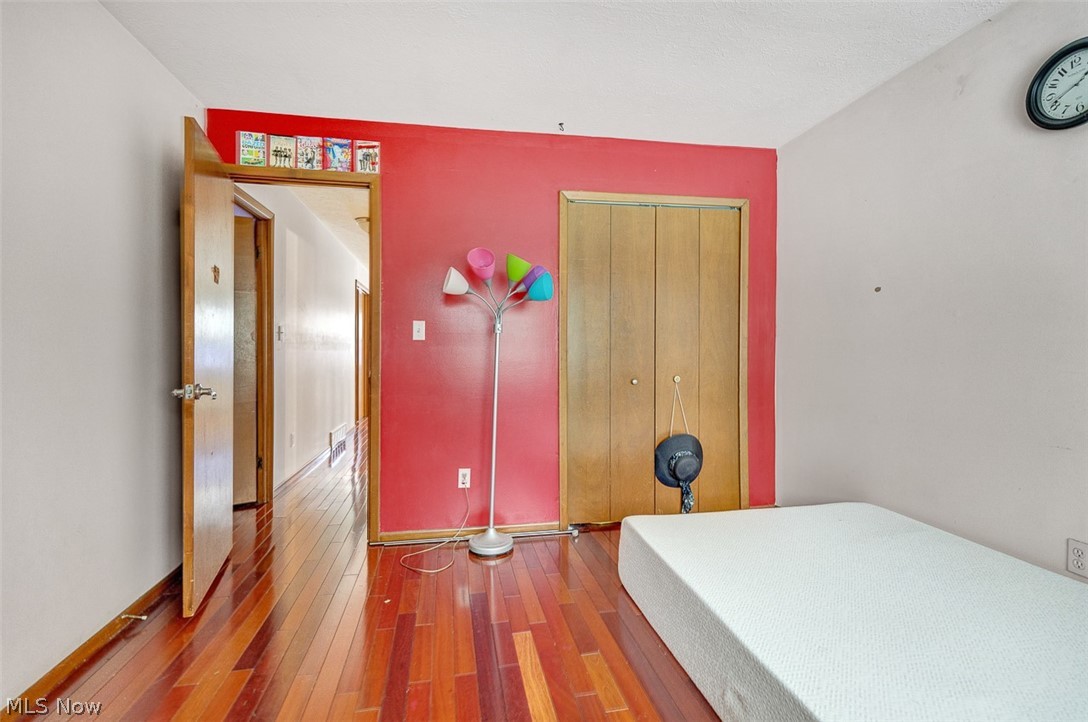 1689 Walnut Lane Rocky River OH 44116