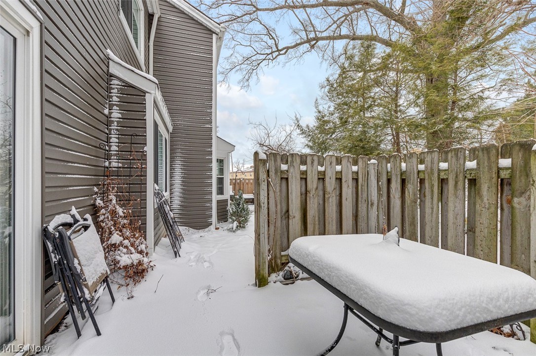 1689 Walnut Lane Rocky River OH 44116