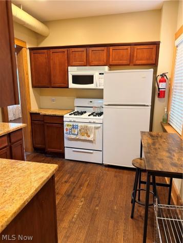 11433 Ashbury Avenue Cleveland OH 44106