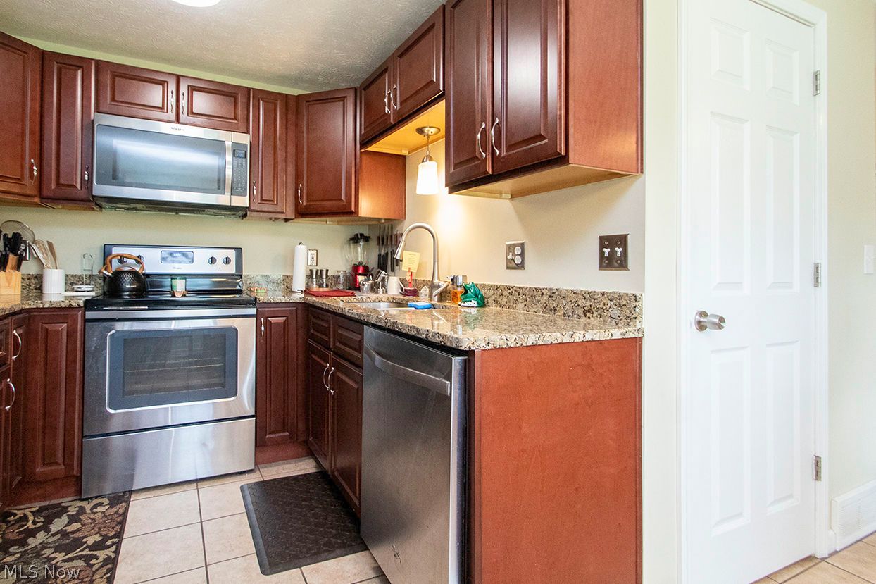 812 Wadsworth Road Medina OH 44256