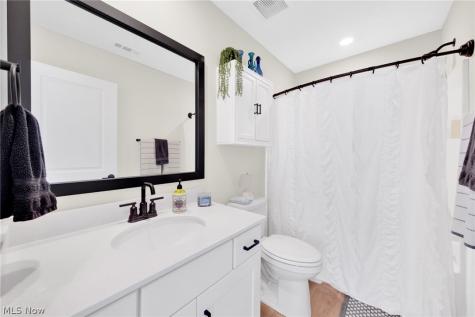 508 Port Side Drive Avon Lake OH 44012