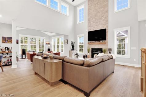 508 Port Side Drive Avon Lake OH 44012