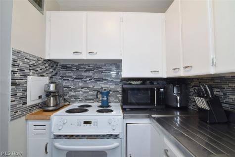 19201 Van Aken Boulevard Shaker Heights OH 44122
