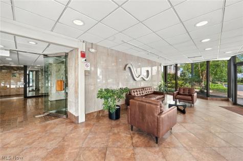 12700 Lake Avenue Lakewood OH 44107
