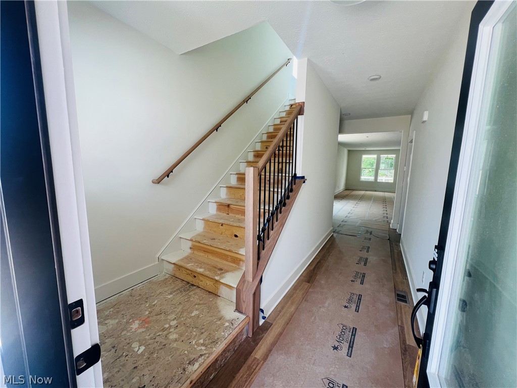 2085 Glenmont Drive Brunswick OH 44212