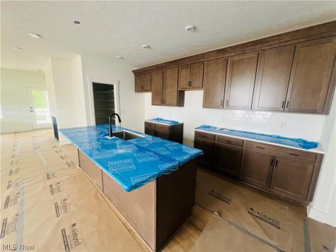 2085 Glenmont Drive Brunswick OH 44212