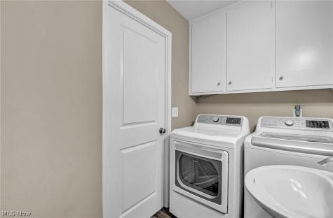 7 Meadowlawn Drive Mentor OH 44060