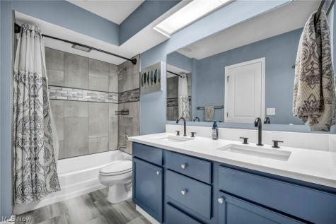 7 Meadowlawn Drive Mentor OH 44060