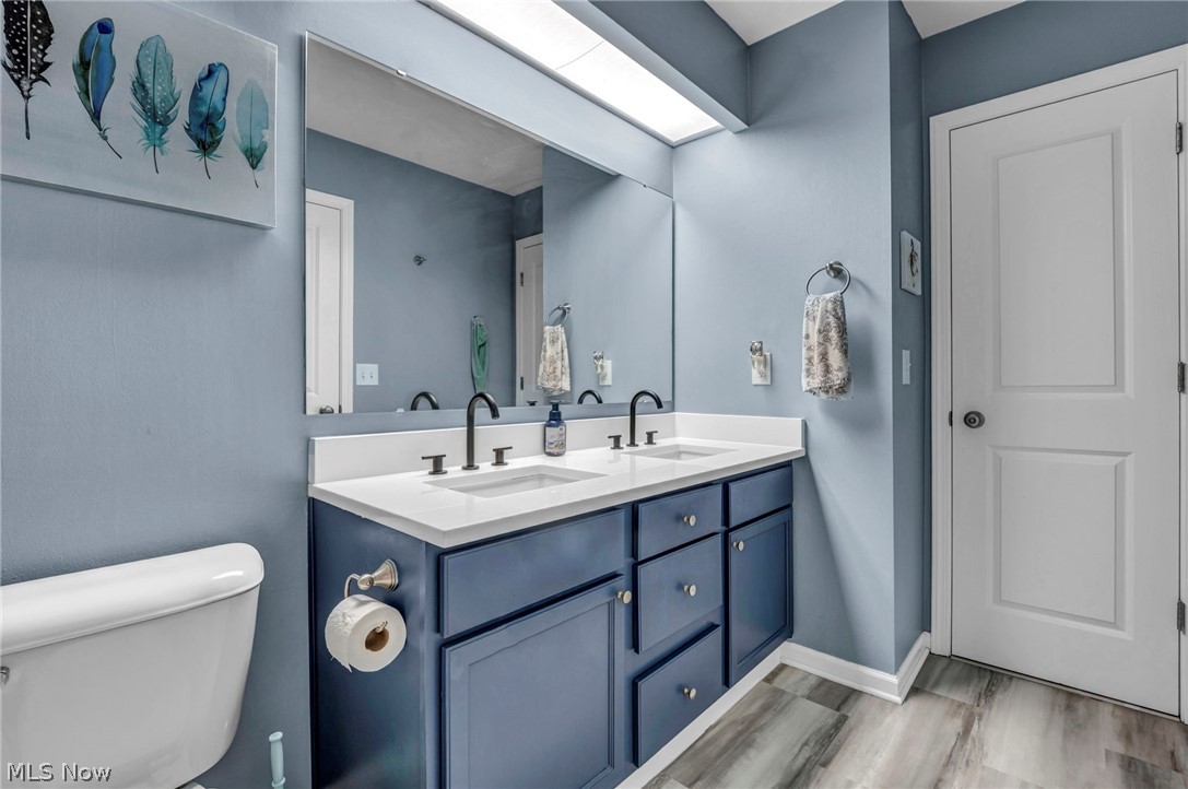 7 Meadowlawn Drive Mentor OH 44060
