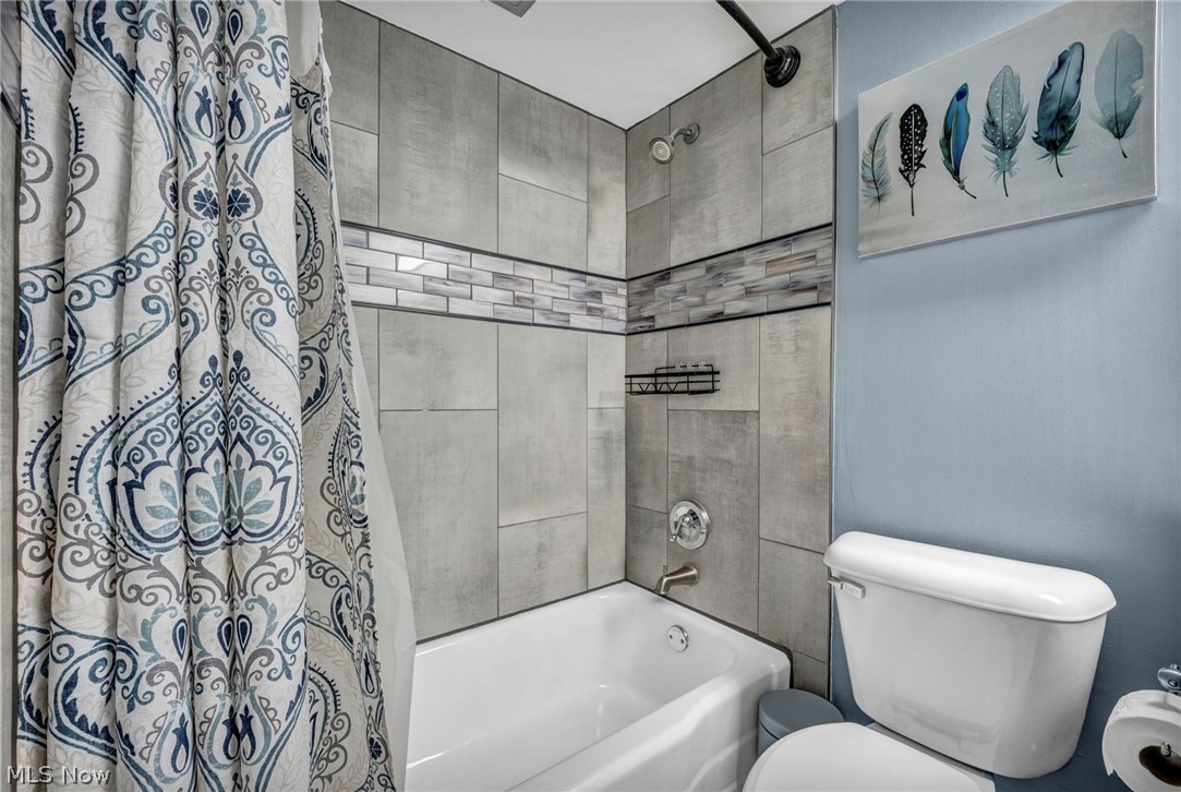 7 Meadowlawn Drive Mentor OH 44060