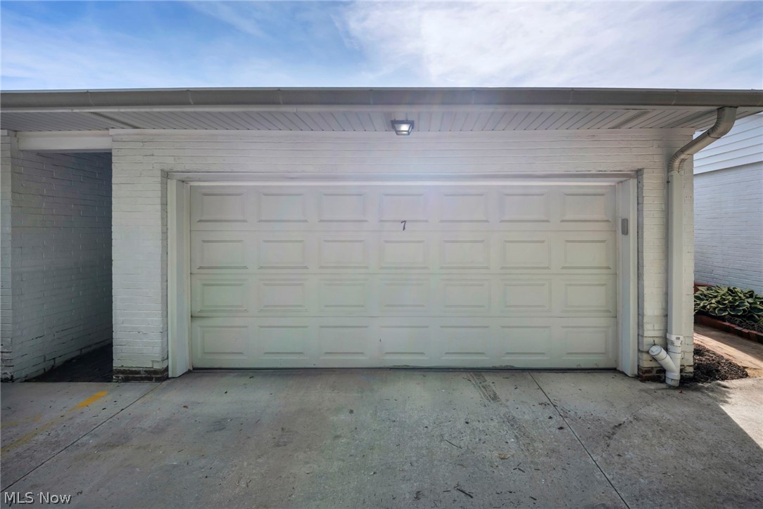 7 Meadowlawn Drive Mentor OH 44060