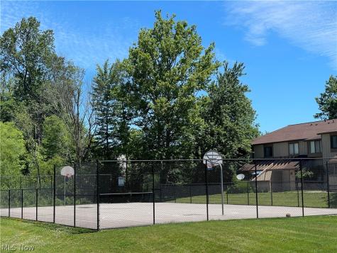 11657 Harbour Light Drive North Royalton OH 44133