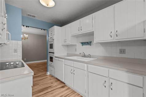 3064 Kent Road Stow OH 44224