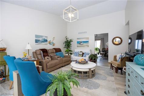 1116 Mindy Lane Wooster OH 44691