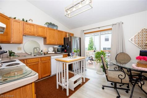 1116 Mindy Lane Wooster OH 44691