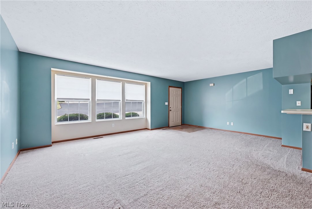 3211 Woodland Trail Cortland OH 44410
