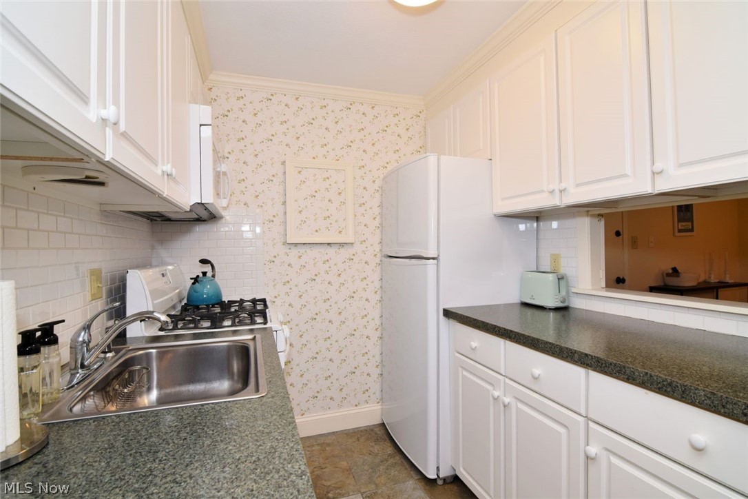 5009 Nob Hill Drive Chagrin Falls OH 44022