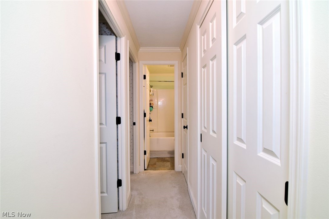 5009 Nob Hill Drive Chagrin Falls OH 44022