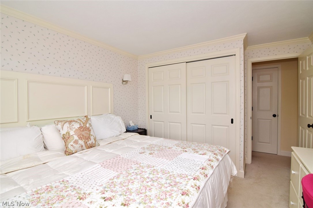 5009 Nob Hill Drive Chagrin Falls OH 44022