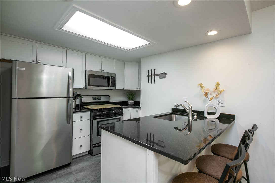 2153 Pinebrook Trail Cuyahoga Falls OH 44223