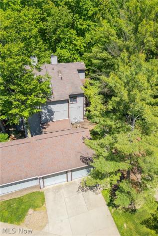 2153 Pinebrook Trail Cuyahoga Falls OH 44223