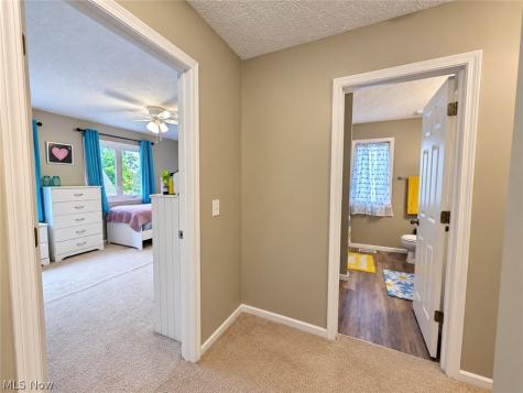 3168 Pondview Drive Ravenna OH 44266