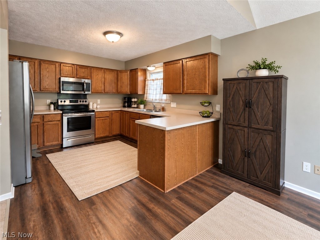 3168 Pondview Drive Ravenna OH 44266