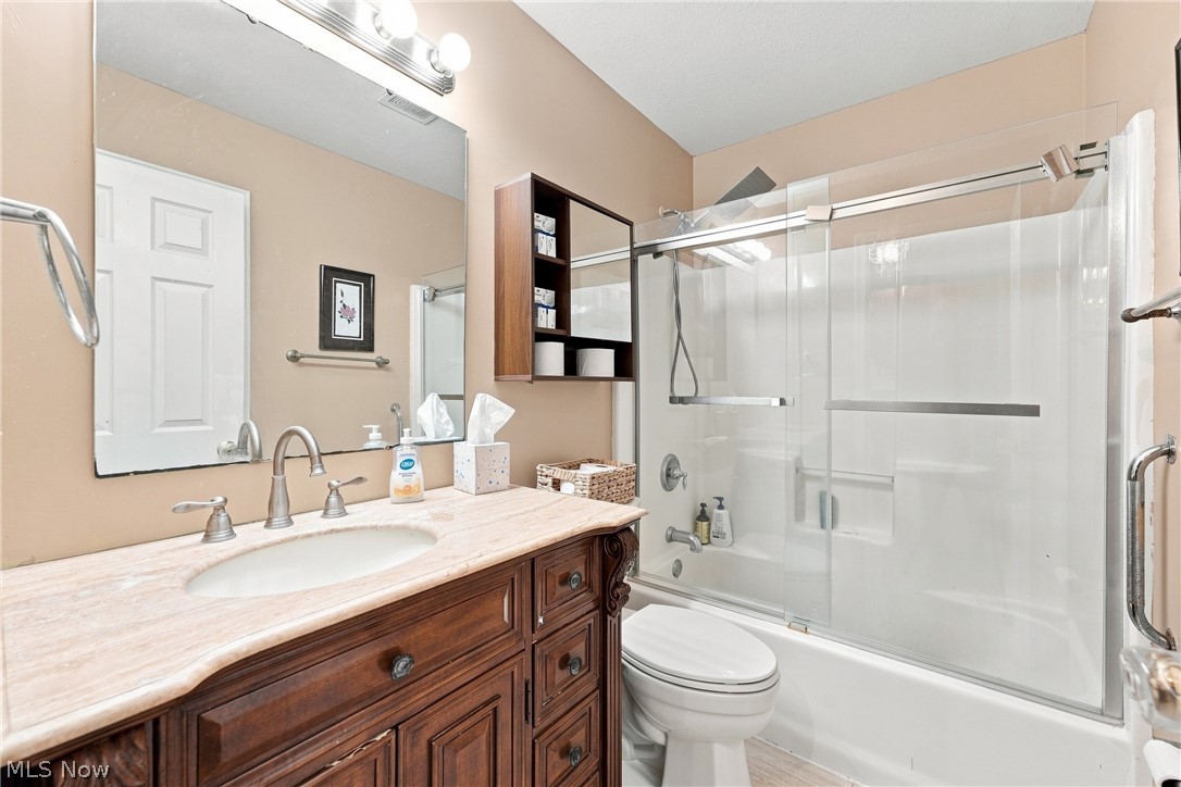 843 Cedar Way Boardman OH 44512