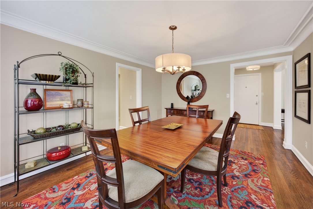 2808 Van Aken Boulevard Cleveland OH 44120
