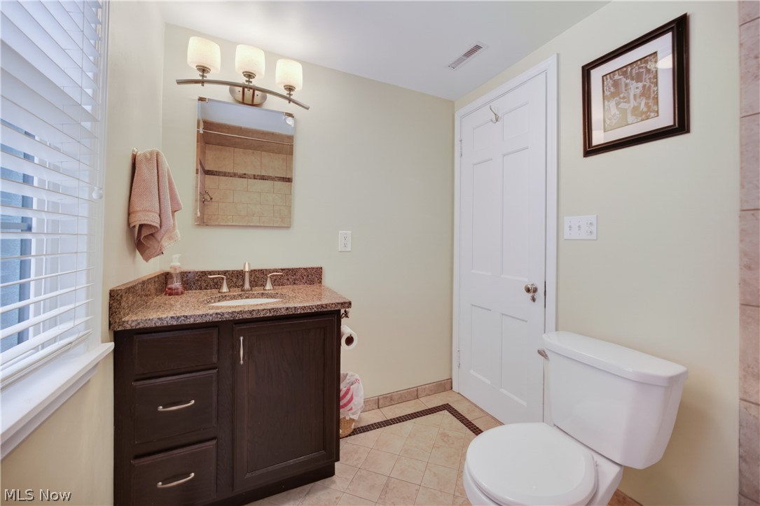 2808 Van Aken Boulevard Cleveland OH 44120