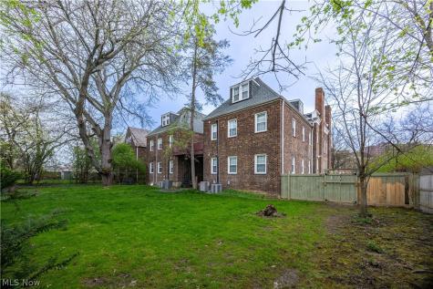 2808 Van Aken Boulevard Cleveland OH 44120