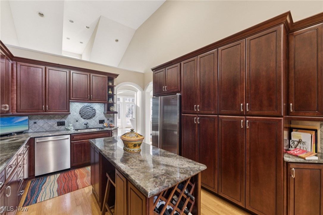 2503 Fairmount Boulevard Cleveland Heights OH 44106