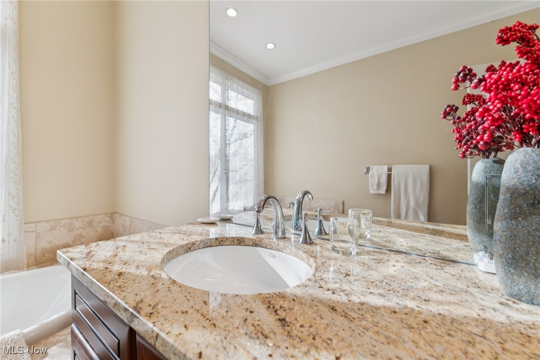 2503 Fairmount Boulevard Cleveland Heights OH 44106