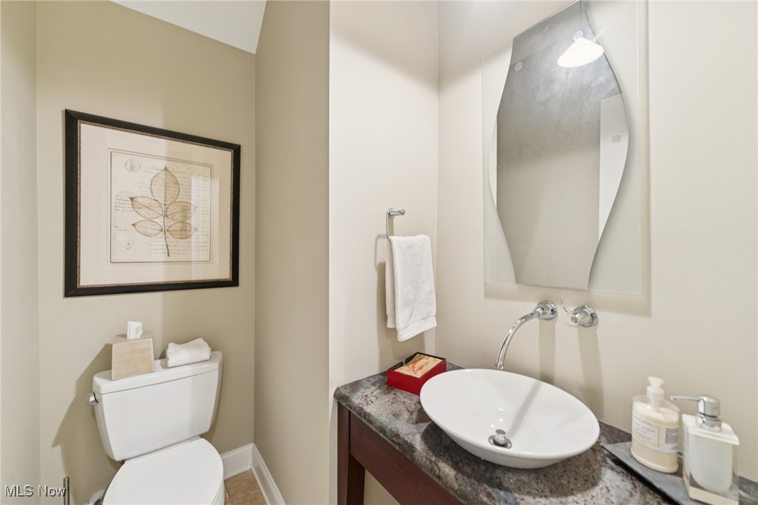 2503 Fairmount Boulevard Cleveland Heights OH 44106