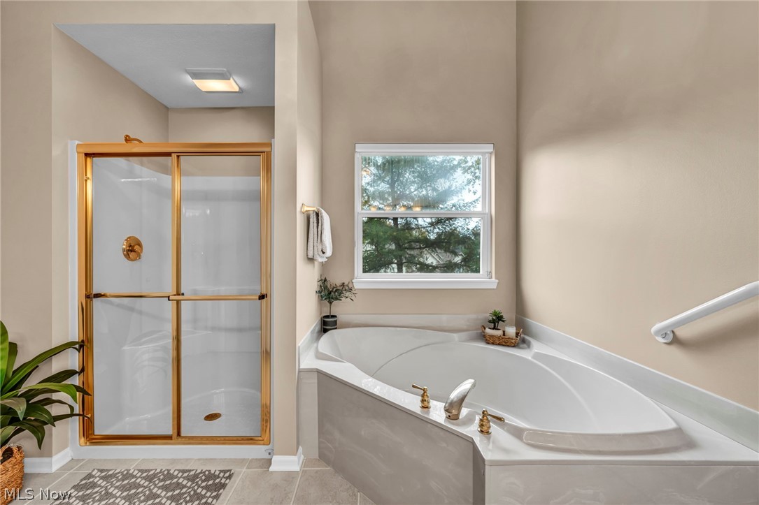 532 Covington Lane Chagrin Falls OH 44023