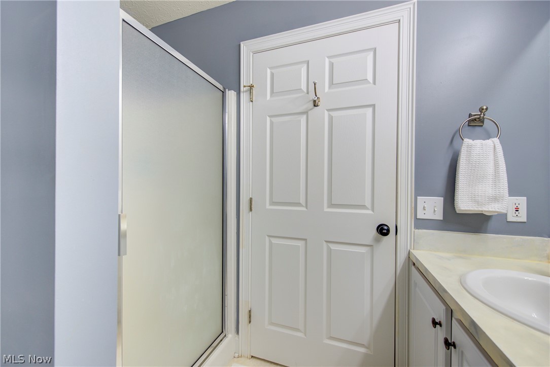 5300 Heatherfield Circle Parma OH 44134