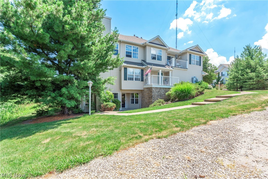 5300 Heatherfield Circle Parma OH 44134