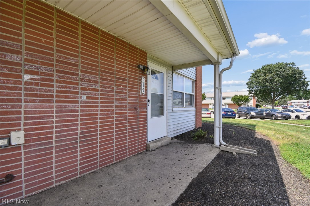 219 Buckeye Circle Columbus OH 43217